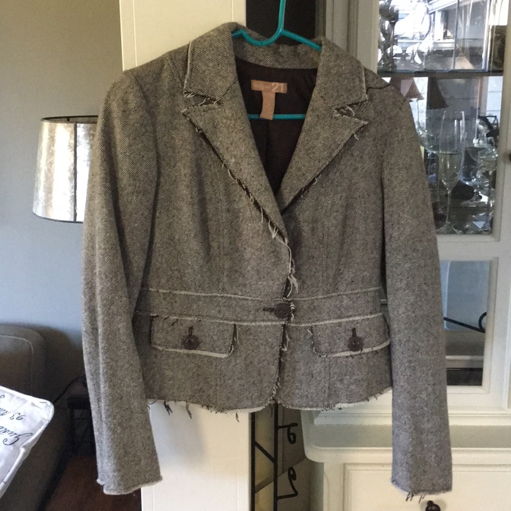 Forever 21  cute frayed cropped blazer brown tweed